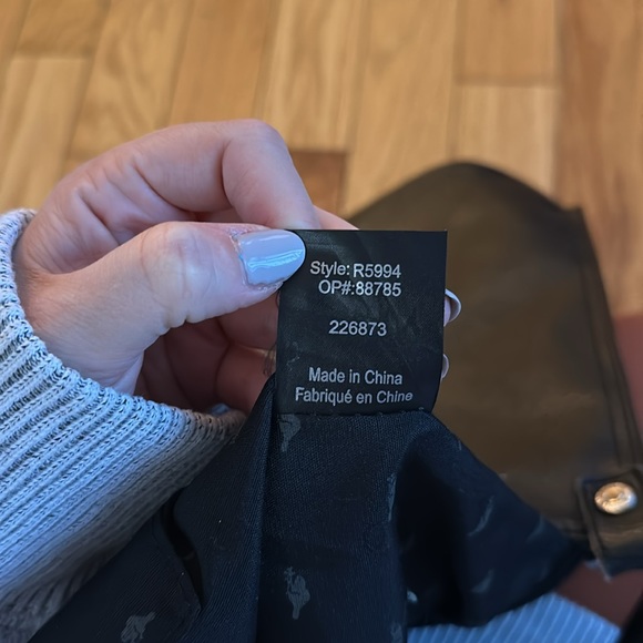 Roots leather bag - Picture 9 of 10